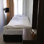 Simon 호텔